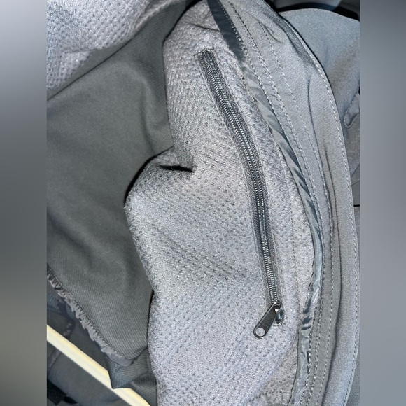 Marmot Men’s M3 Jacket Grey Size XL - Picture 8 of 13